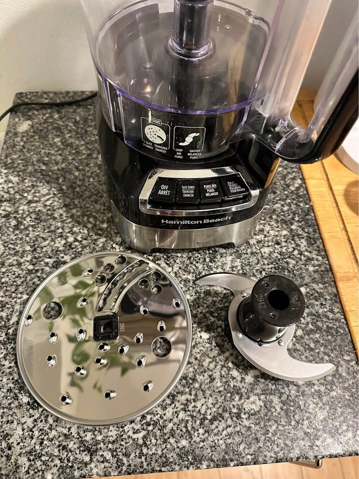 Hamilton Beach Food Processor - photo 2