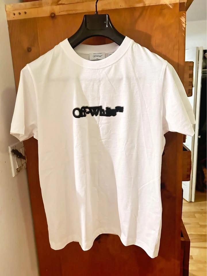 Off White brand new man’s t-shirt - photo 2