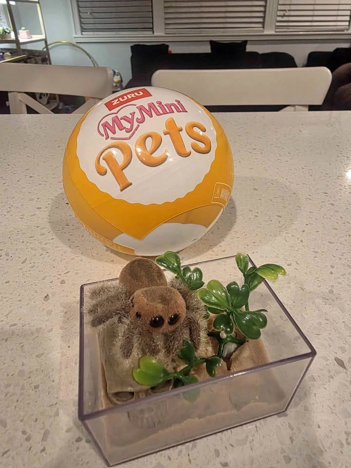 Zuru Mini Brands Mini Pets