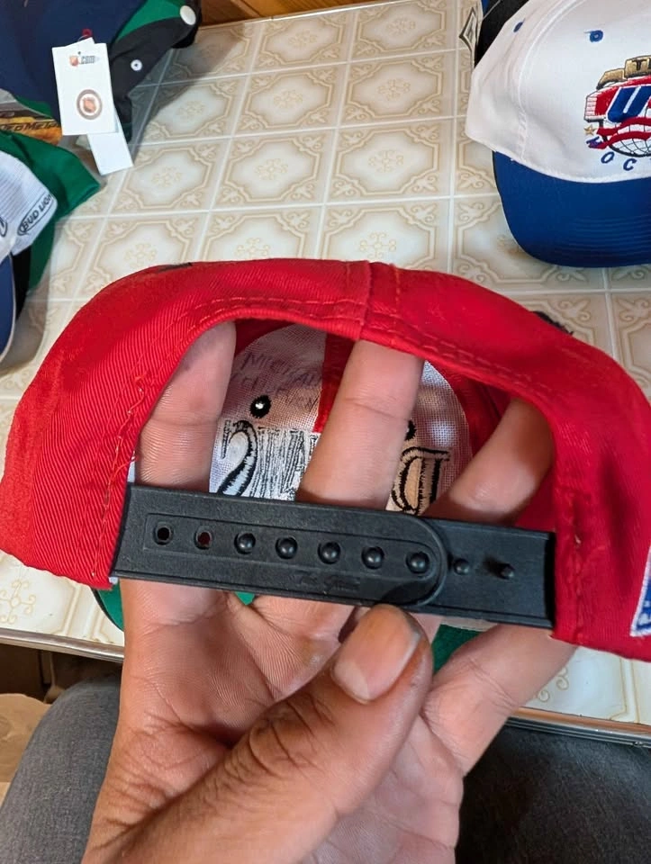 Vintage 90s Chicago Blackhawks Snapback Hat - The Game Brand - photo 3