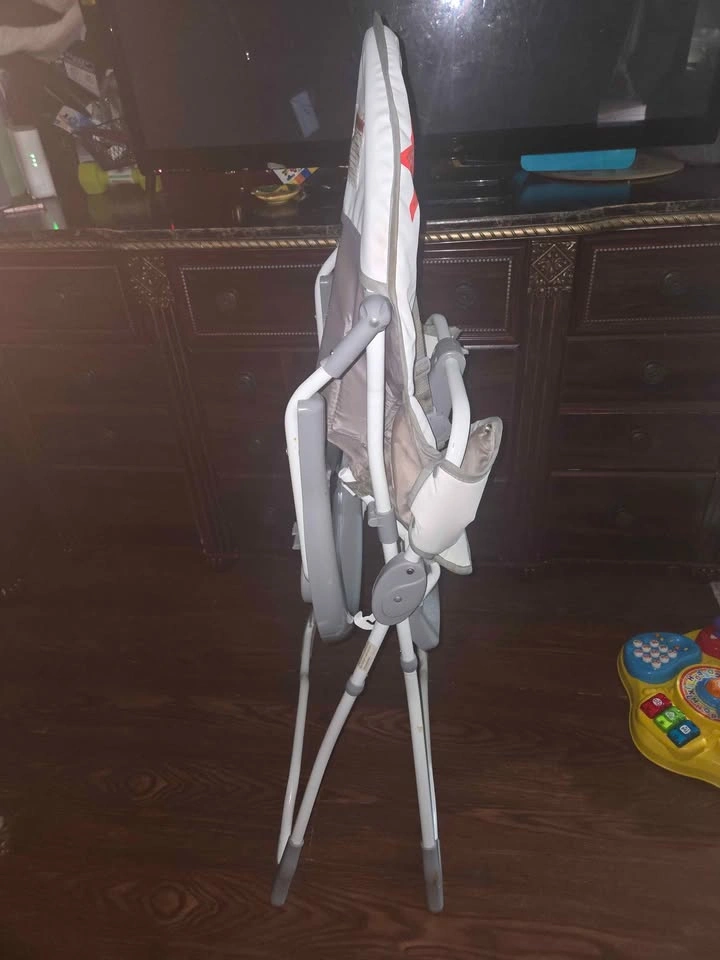 High Chair (Foldable) - photo 2