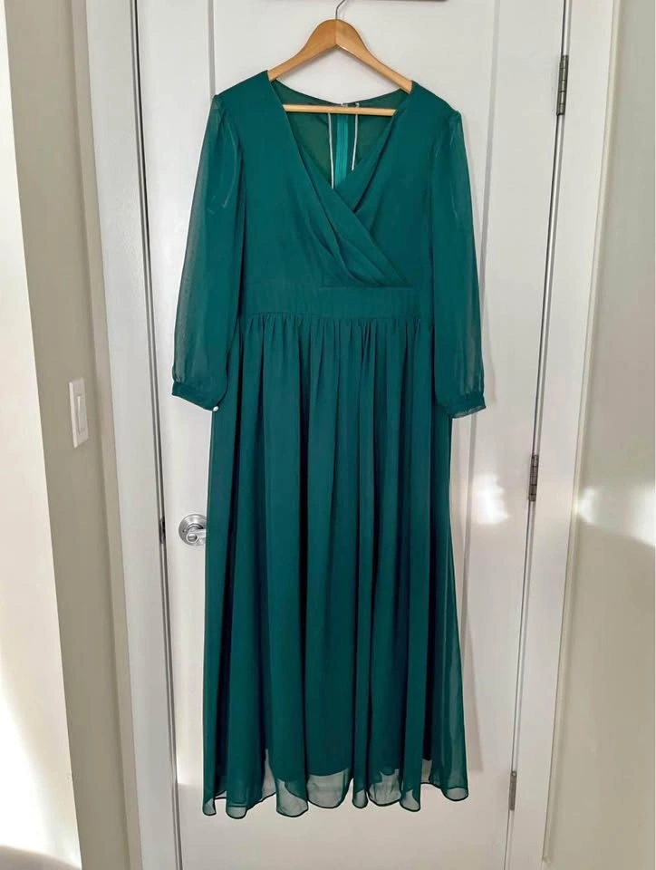 WOMENS FORMAL GOWN, LONG-SLEEVE BRIDESMAID DRESS (DARK EVERGREEN