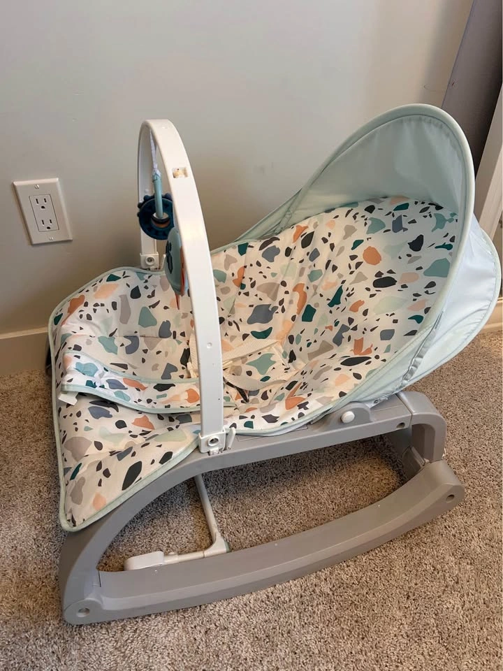 KIDS ROCKING CHAIR - INFANT TO TODDLER - photo 3