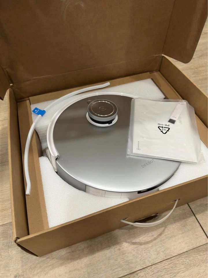 ECOVACS DEEBOT T20 Omni Robot Vacuum & Mop - photo 2