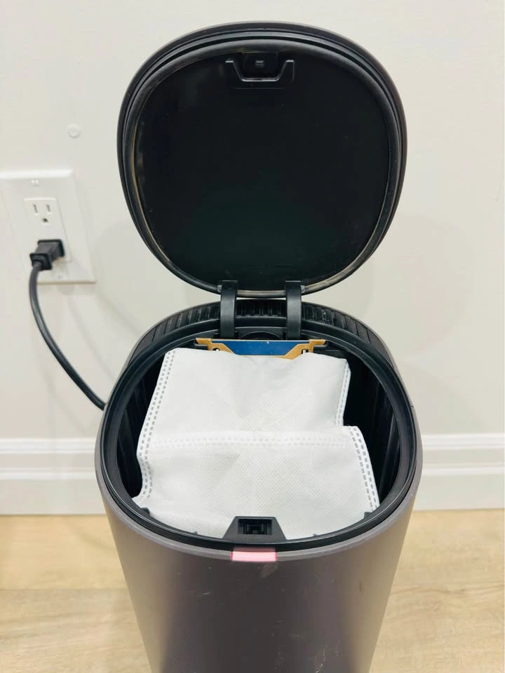 ECOVACS DEEBOT T8 AIVI+ Robot Vacuum & Mop - photo 2