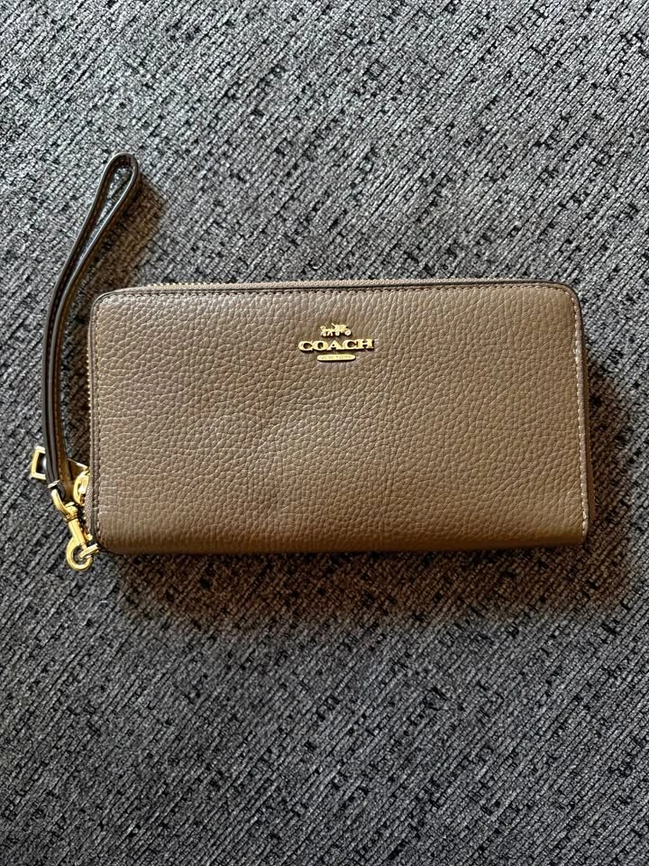 Coach Wallet/Wristlet