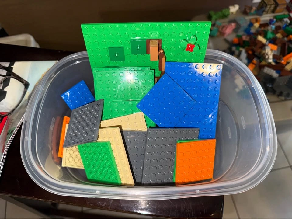 LEGO Minecraft Crafting Box 21116 - photo 5
