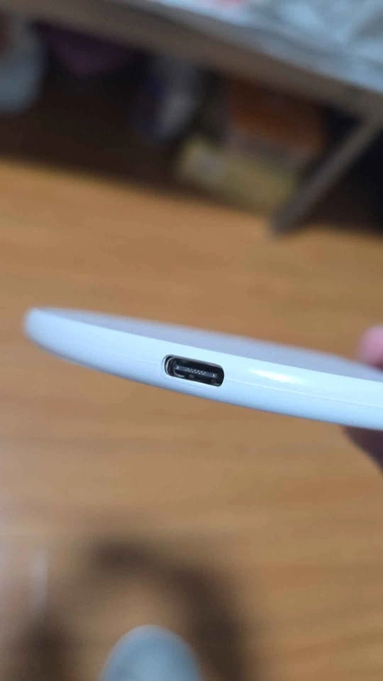 15w Fast wireless Charger - photo 2
