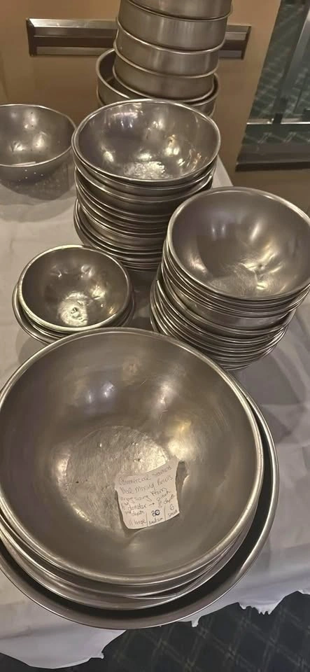 47 stainless steel commercial mixing bowls