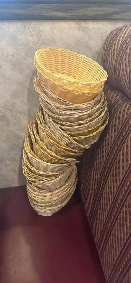 27 Used Browne Oval bread baskets plastic 9x7x3 inches