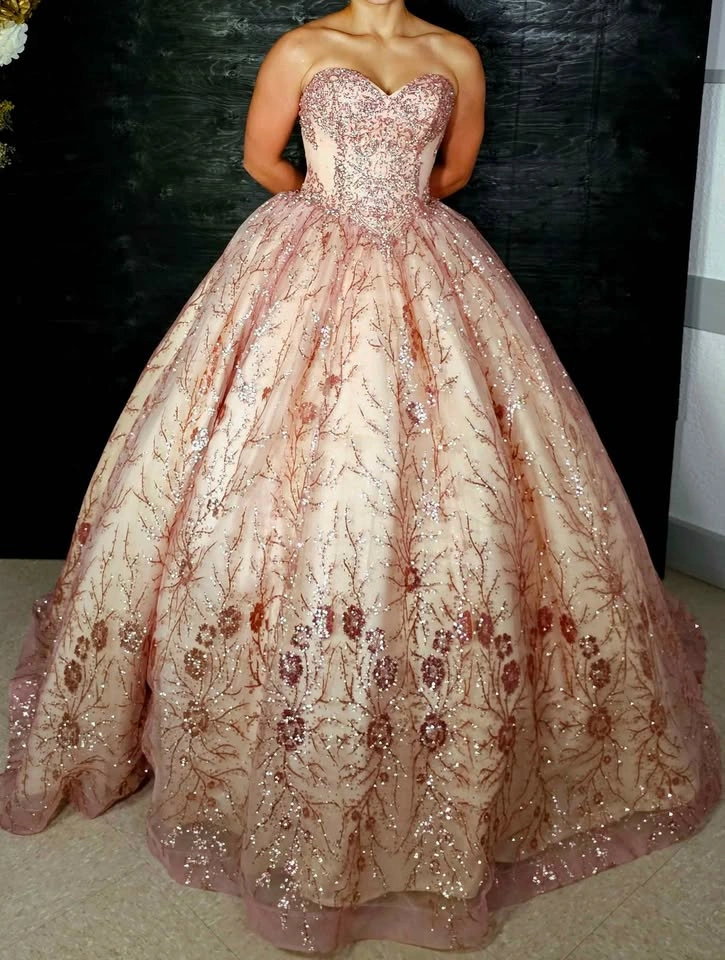 Beautiful, elegant ballgown grad/prom dress - photo 3