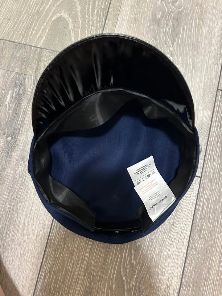 Halloween costume police hat - photo 3