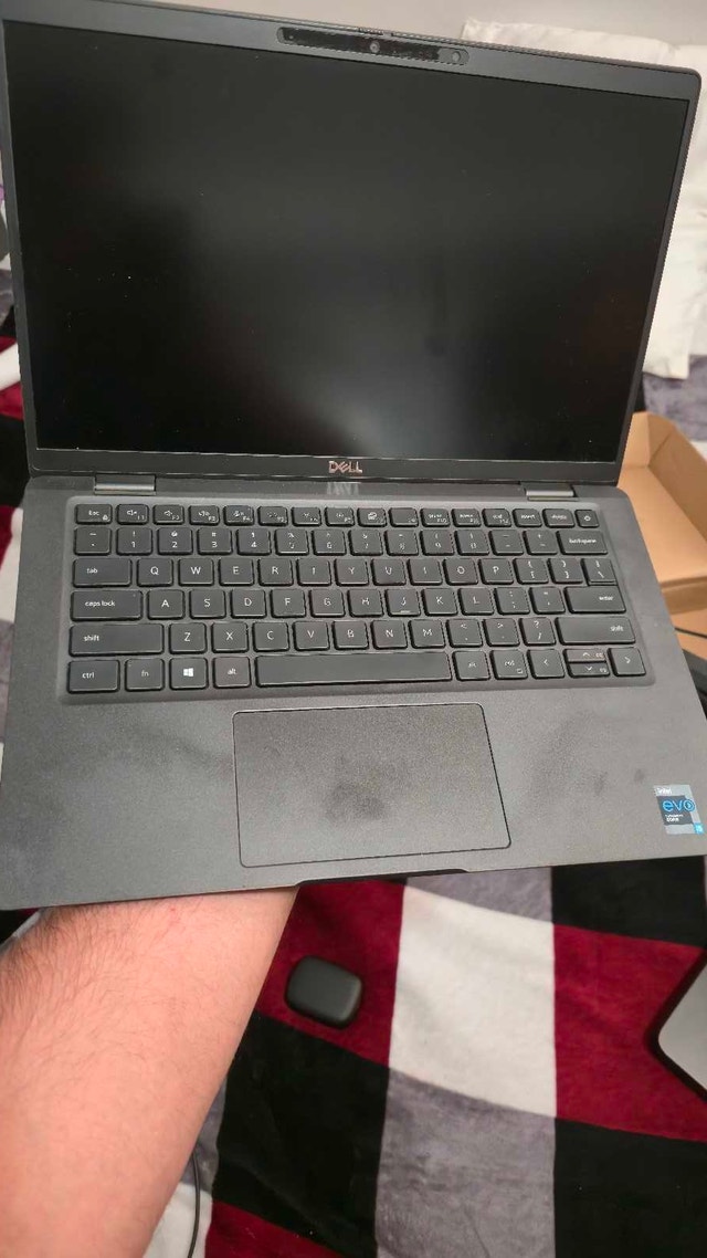 Dell Latitude 7420 i5-11th 16gb 256gb