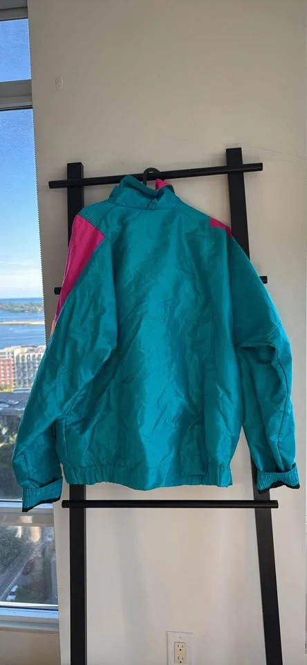 Vintage Sunbuster Windbreaker image indicator(2)