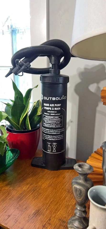 Outbound Hand Air Pump