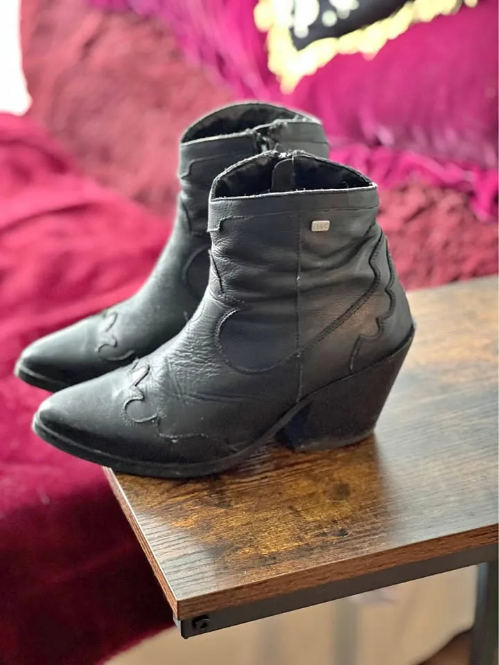 Vintage leather cowboy boots biker boots Musse & Cloud size 8W thumbnail