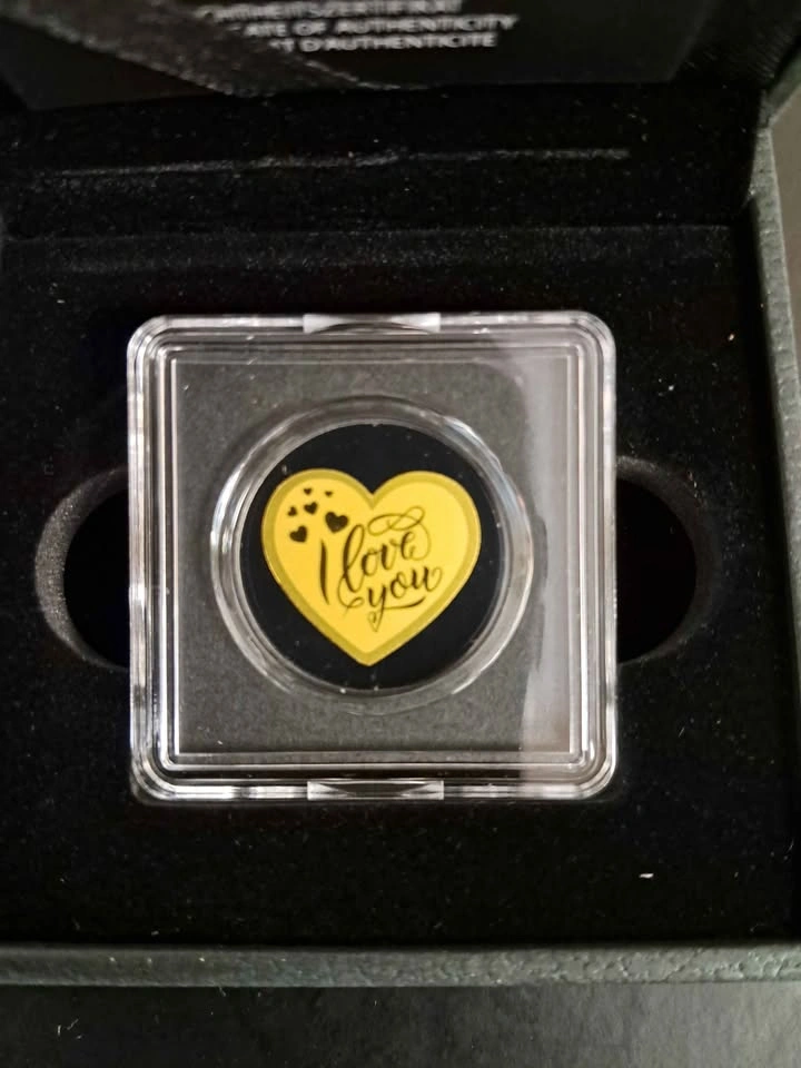 I Love you (Heart Shaped) 1/1000th Oz Gold in Capsule with Box a - photo 3