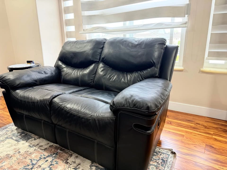 Black Leather Recliner Sofas and Coffee Table Set - photo 4