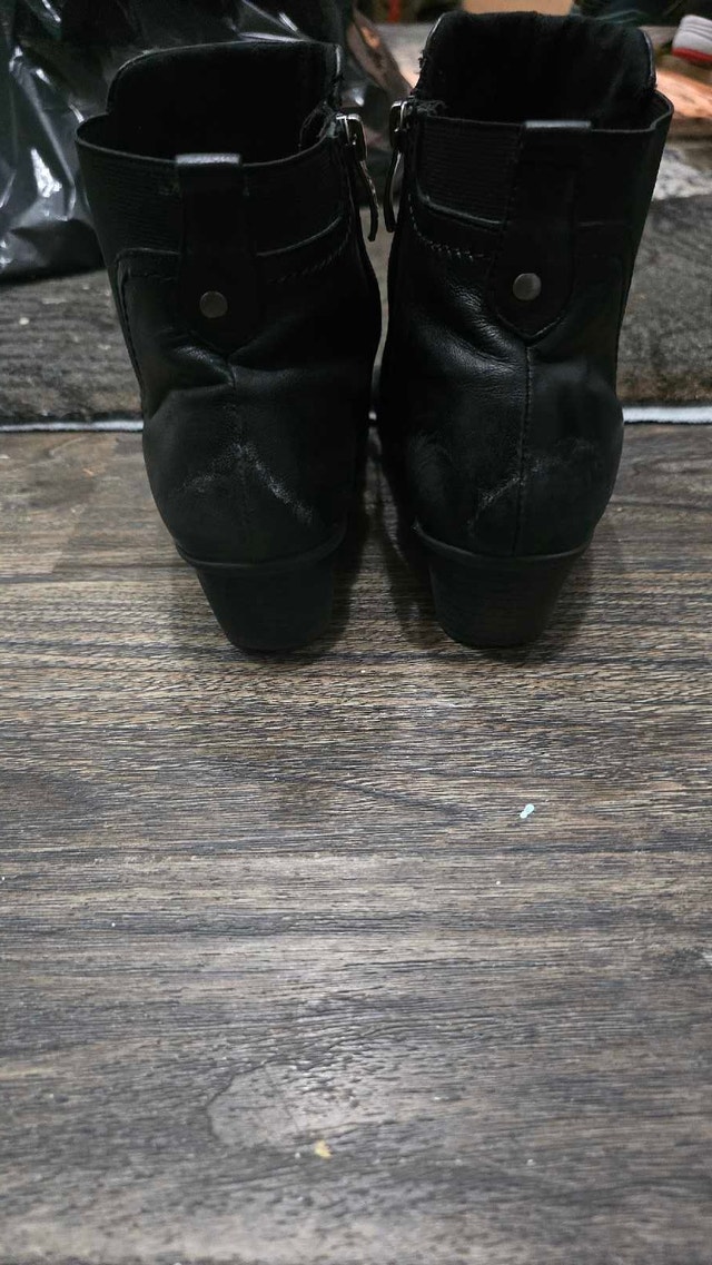Used heel boots for sale - photo 5
