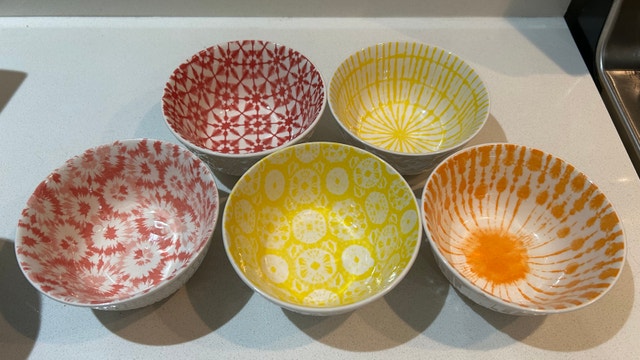 5 Ceramic Mugs and 5 Bowls - photo 3