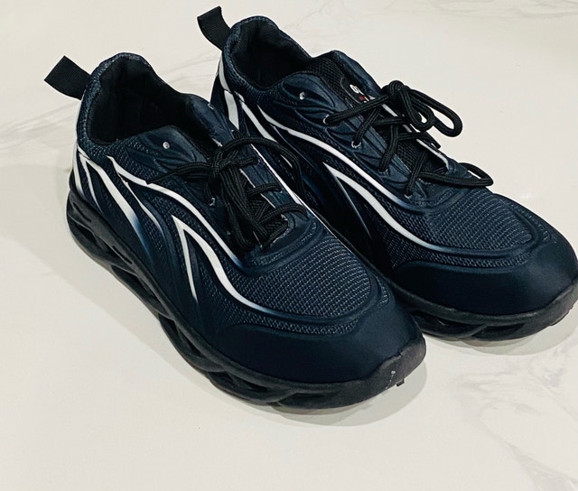 Men's Breathable Sports Shoes! Size 10 - photo 2