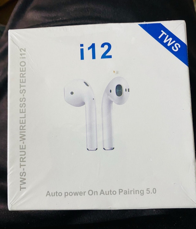 i12 TWS Wireless Earbuds - photo 2