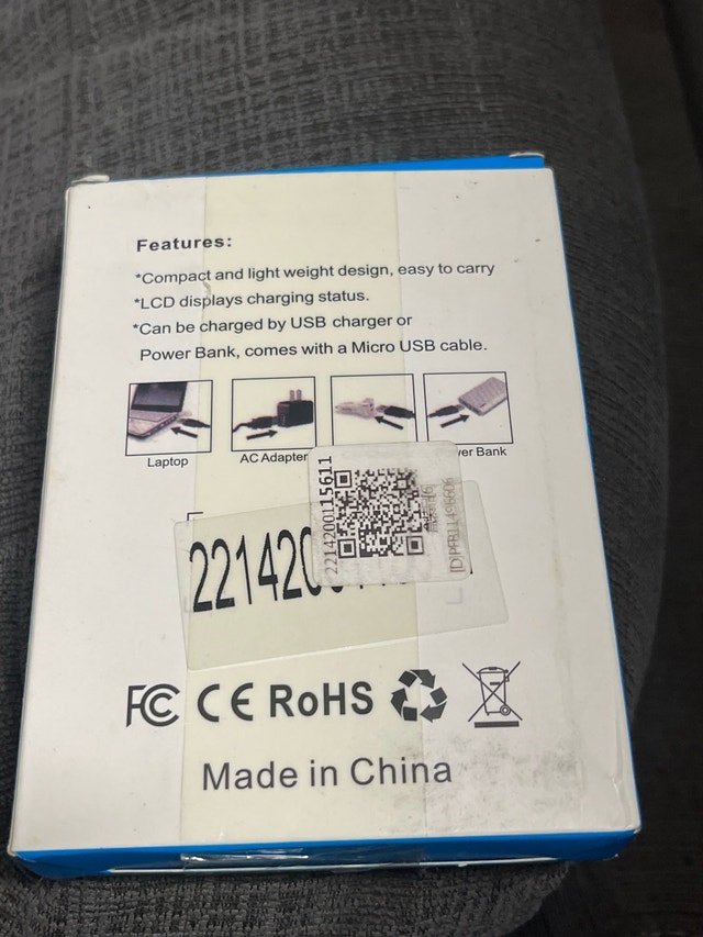 LI-50B Battery Charger - photo 2