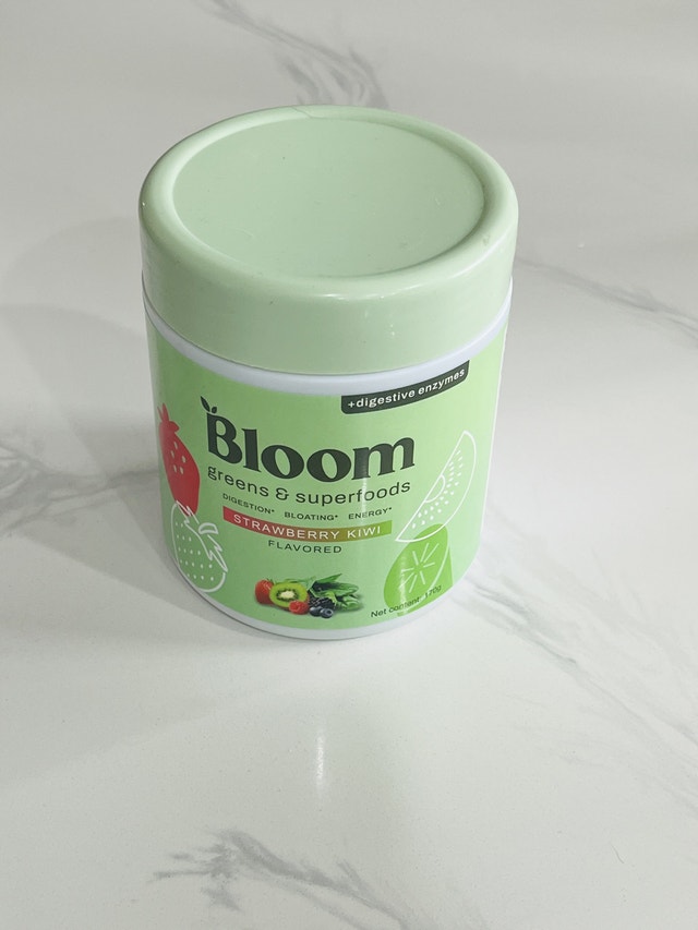 Bloom Nutrition Greens- Strawberry Kiwi