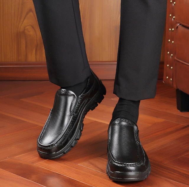 Slip on Shoes black -Size 12/13 - photo 2