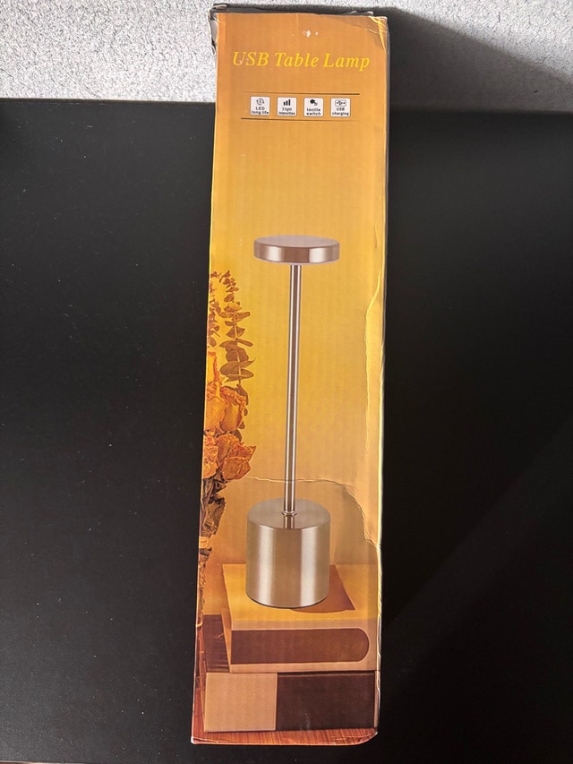 USB Table Lamp