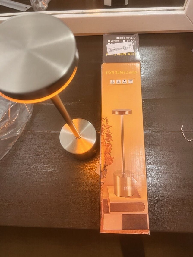 USB Table Lamp - photo 4