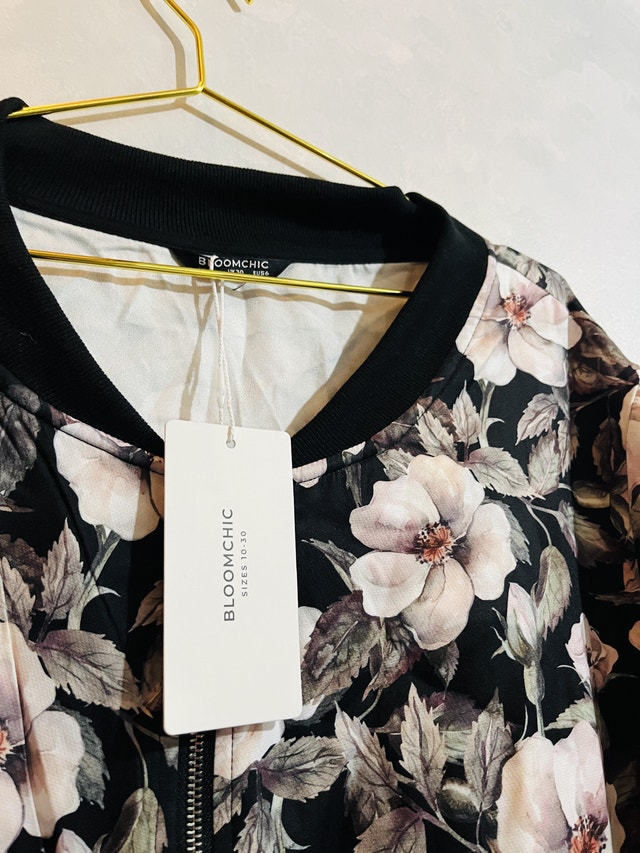 Bloomchic Bomber-Floral Jacket-Size 26(2XL) - photo 3