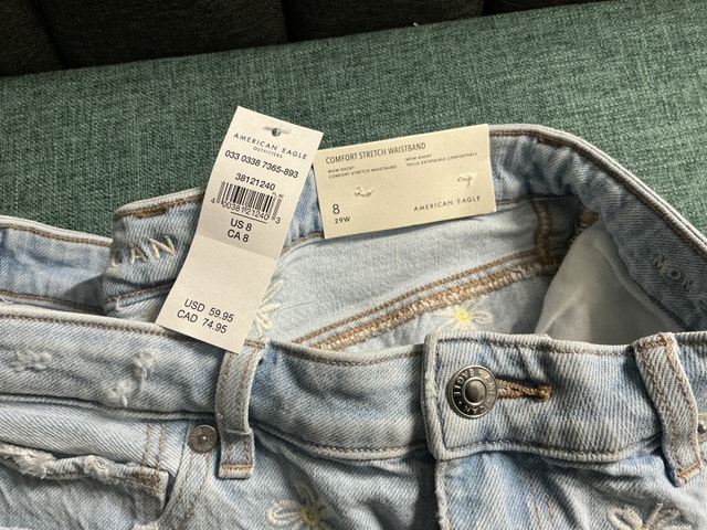 American Eagle - Mom Short - Size 8 - photo 3