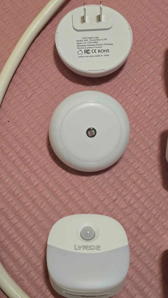 Globe Smart Plugs, LED Night Lights, and Power Strip Bundle - photo 2