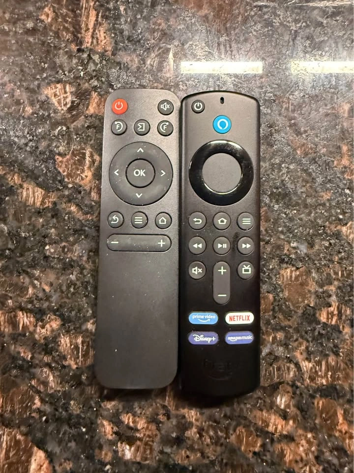 Projector with 4k Amazon Fire Stick Bundle - photo 4