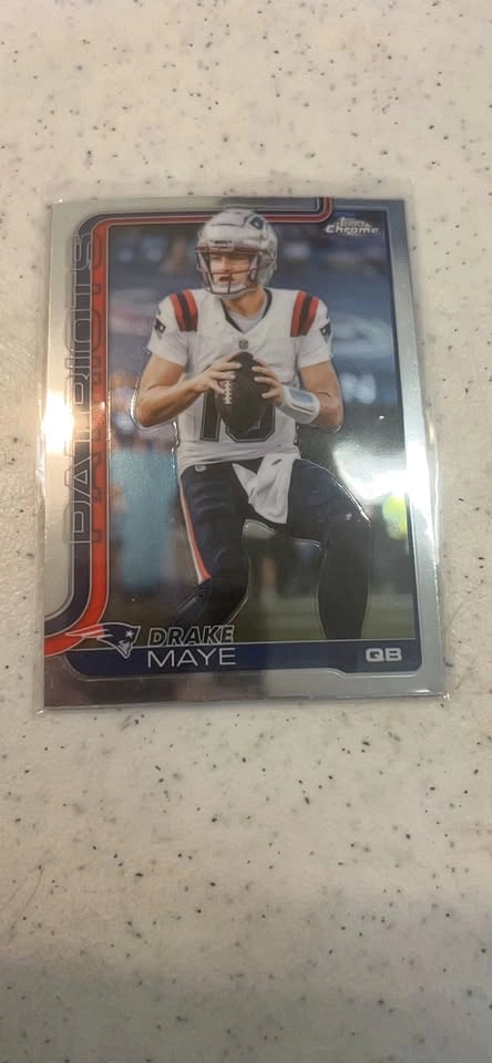 Topps Chrome Drake Maye QB Football Card