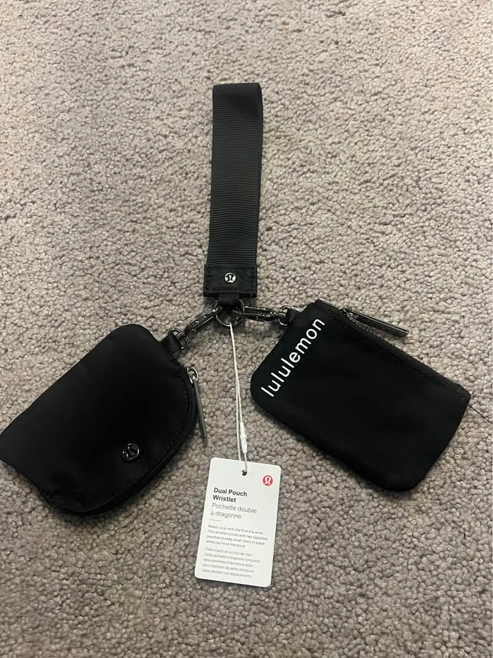 2 dual pouch wristlet - photo 2