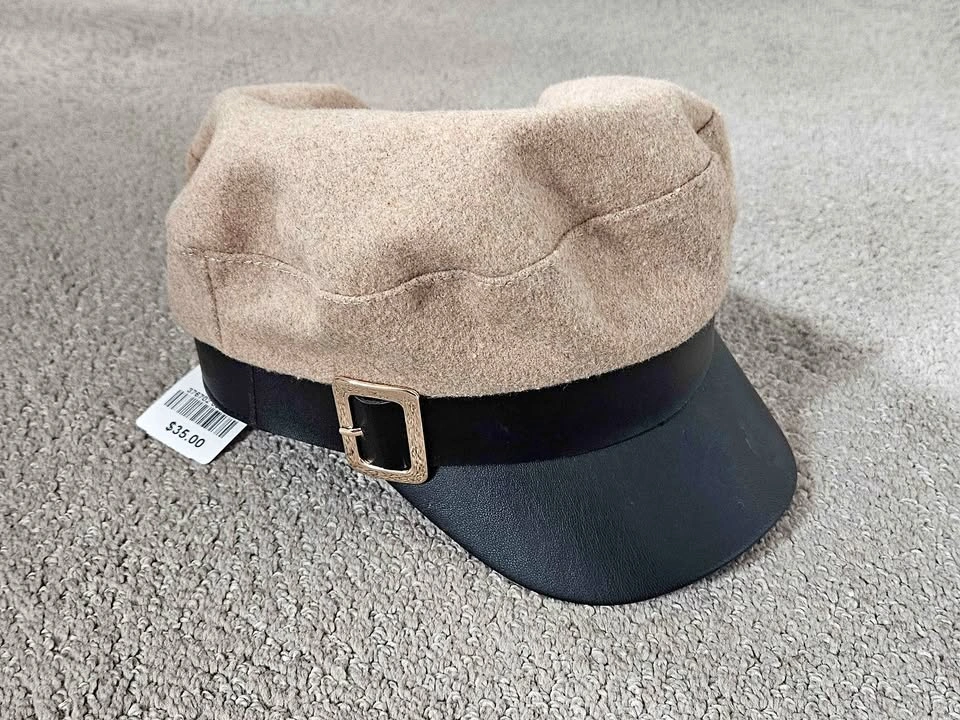 Le Chateau Women's Tan Newsboy Beret Hat