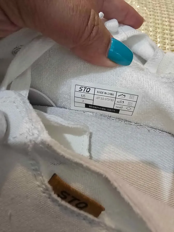 Brand New - Size 7 (Women) image indicator(3)