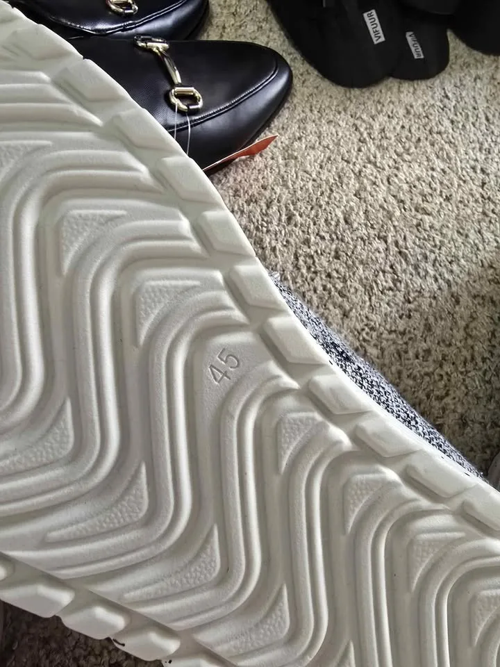 Size 45/11 Men's Casual Knit Walking Shoes - Unisex image indicator(3)