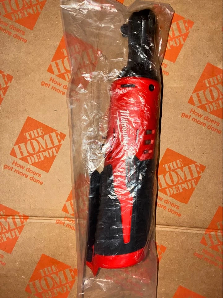 Milwaukee M12 3/8 Ratchet 2457-20 - photo 3