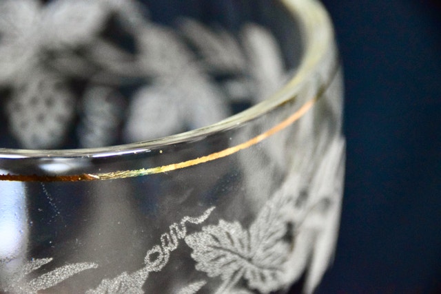 Vintage Bartlett Collins 806 Thumbprint Grapevine Goblet - 3 - photo 3