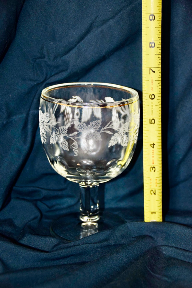 Vintage Bartlett Collins 806 Thumbprint Grapevine Goblet - 3 - photo 4