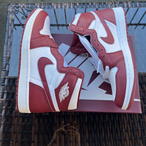 Nike Air Jordan 1 Retro High OG Artisanal Red Size 9.5 - photo 4