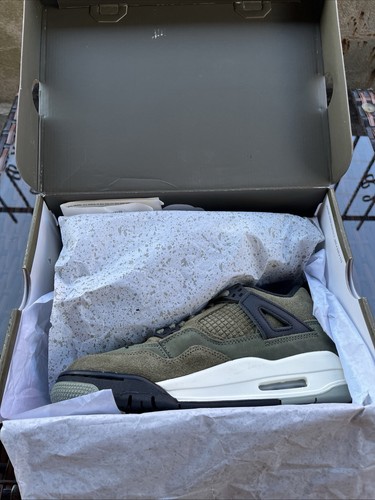 Air Jordan 4 Retro SE Craft (GS) Medium Olive 7Y/8.5W