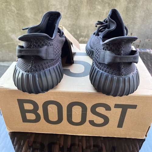 Adidas Yeezy Boost 350 V2 Onyx HQ4540 - US Size 10 Men's - photo 4