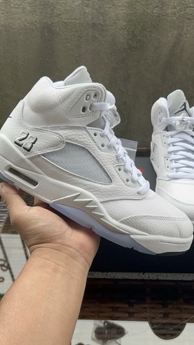Air Jordan 5 Retro OG White Metallic Size 7.5 Men - photo 3