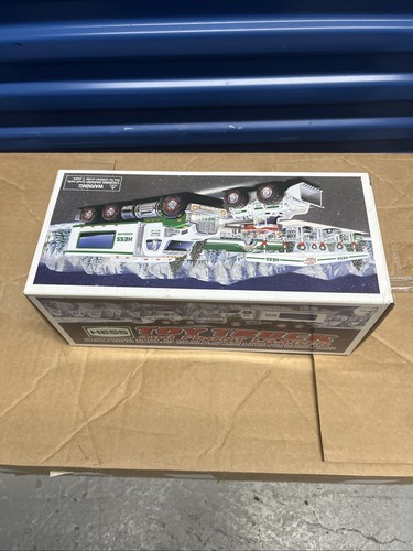 Hess 2008 Toy Truck and Front Loader New In original Box - photo 3