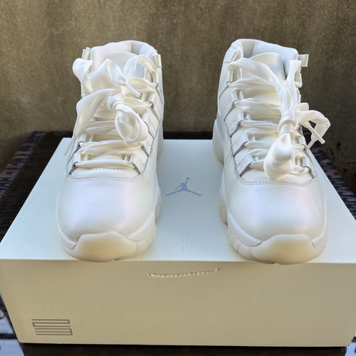 Air Jordan 11 Retro Sail Pearl Grey - White Size 8.5 Women's - photo 2