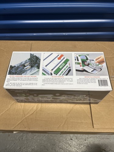 2004 Hess Toy Truck SUV and Motorcycles - Brand New - photo 3